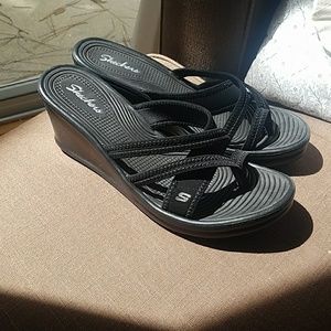 Sketchers Size 10 Wedge Sandals "Young at Heart"
